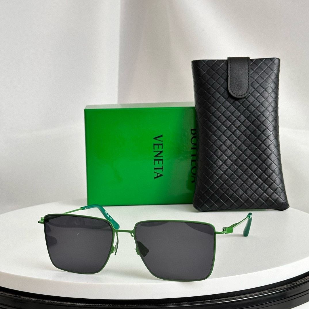 Bottega Veneta Sunglasses